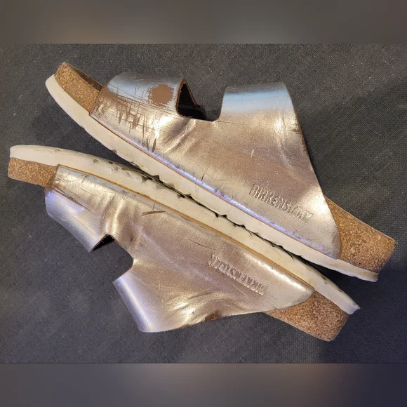SOLD — SOLD — SOLD—-RoseGold/MetallicCopper BIRKENSTOCK Arizona Soft Footbed,38R - Picture 5 of 12